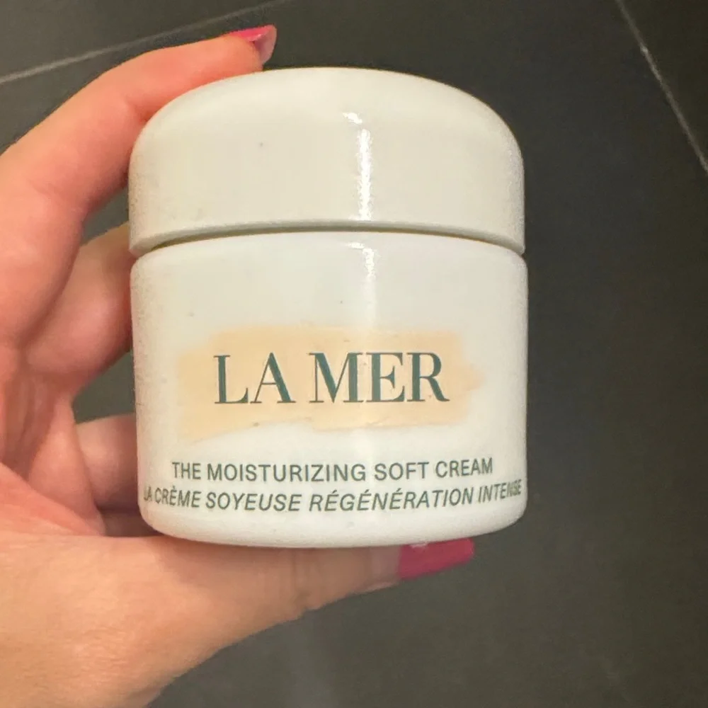 La Mer Jars in White and